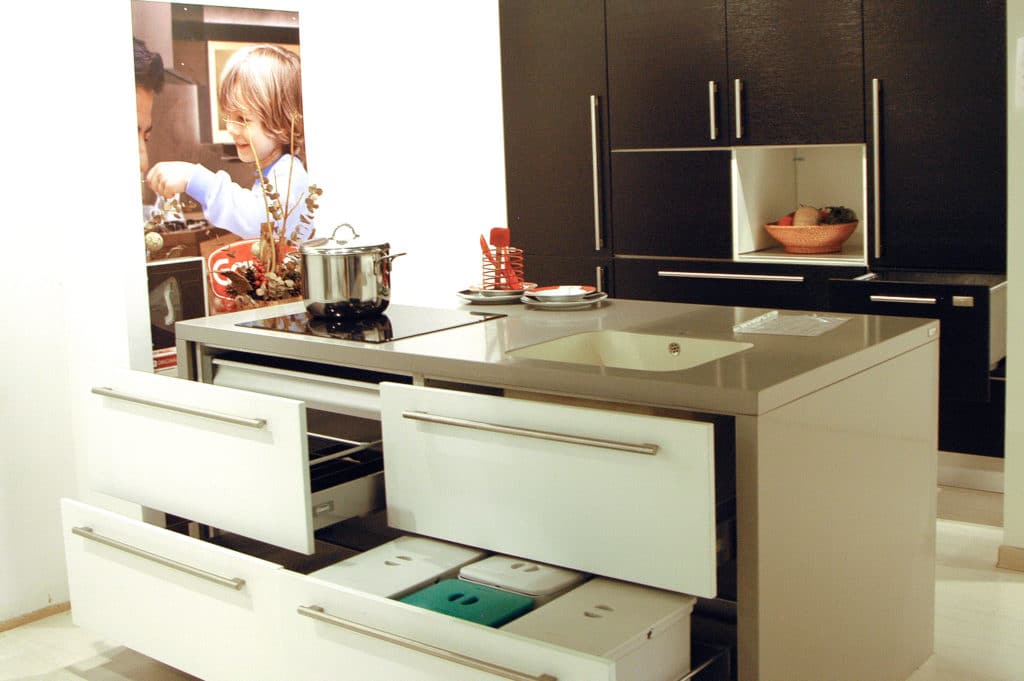 OUTLET COCINA GATTO MODELO SAMAL FRESNO BLACK & WHITE