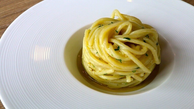 Spaghetti alle acciughe (con anchoas)