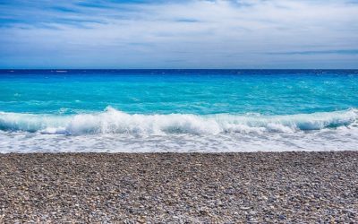 Reforma de un pequeño apartamento con vistas al mar en Roda de Barà